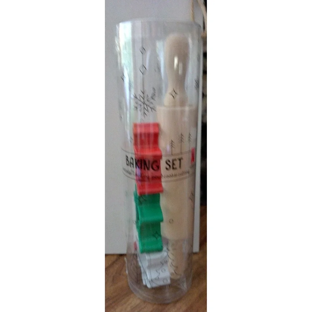 Kids 4 piece Holiday Baking Set - rolling pin and 3 metal cookie cutters NEW
